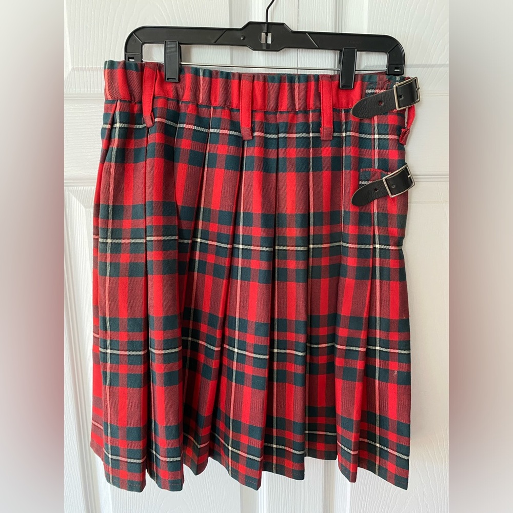 Sport Kilt in red and green plaid in size ML